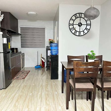 Cozy 2Br With Free Pool Beside Sm City Mall Davao City Esterno foto